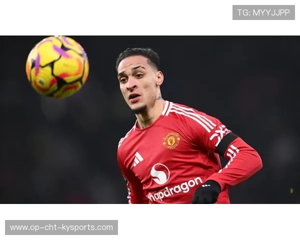 巴萨新王9场造7球，曼联弃将西甲暴走，巴萨新阵型